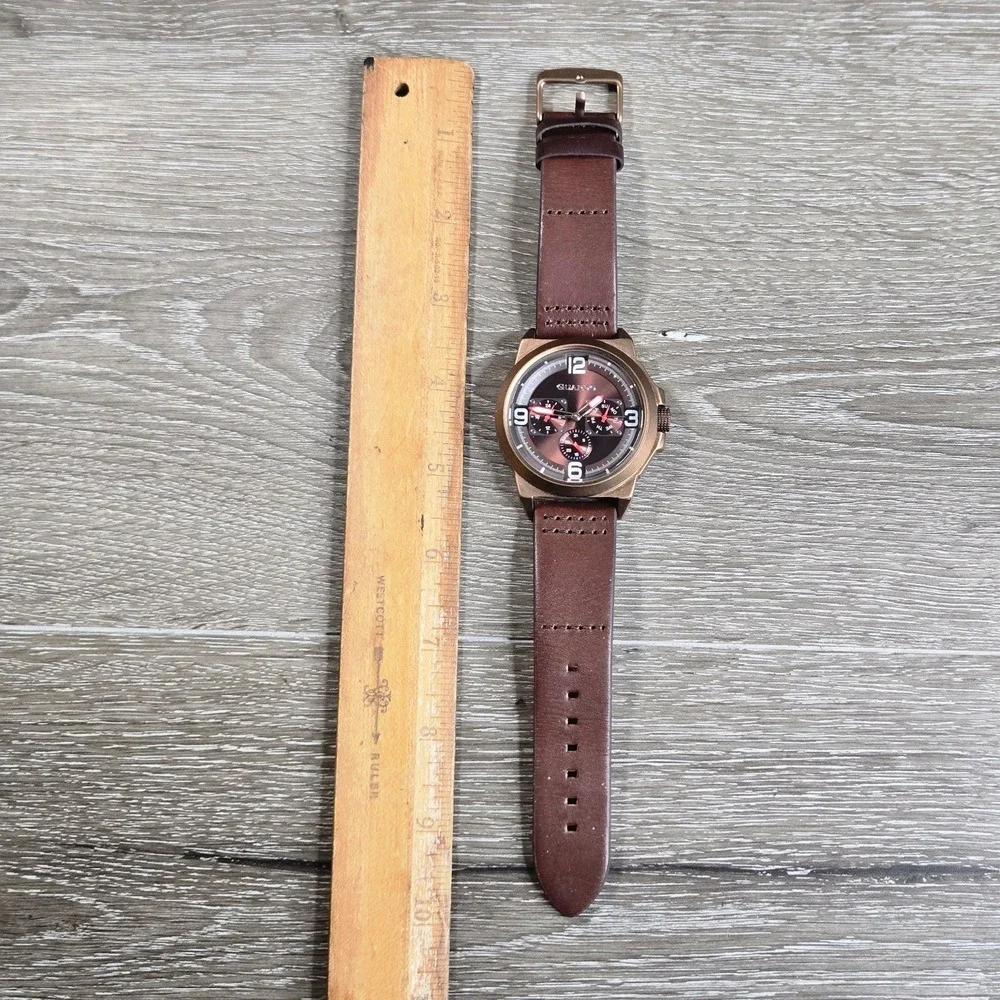 Guardo watch little